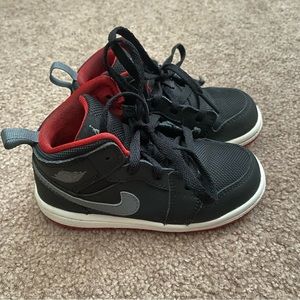 Kids Jordan 1 Mid Black/Red